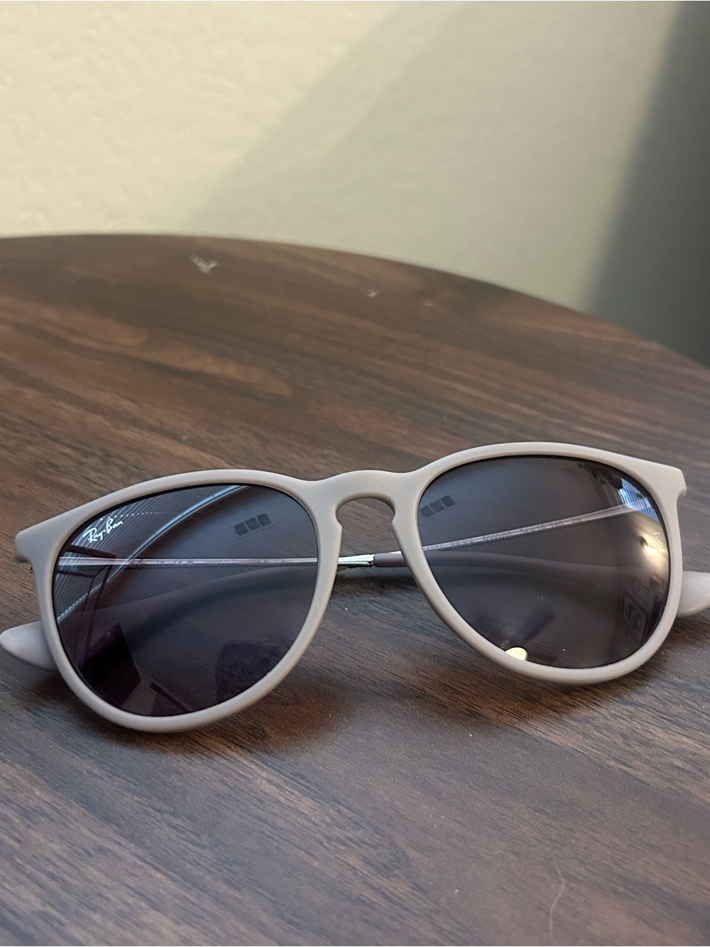 Rayban Erika sunglasses